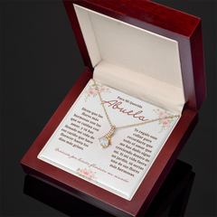 Para Mi Querida Abuela - Alluring Beauty Necklace